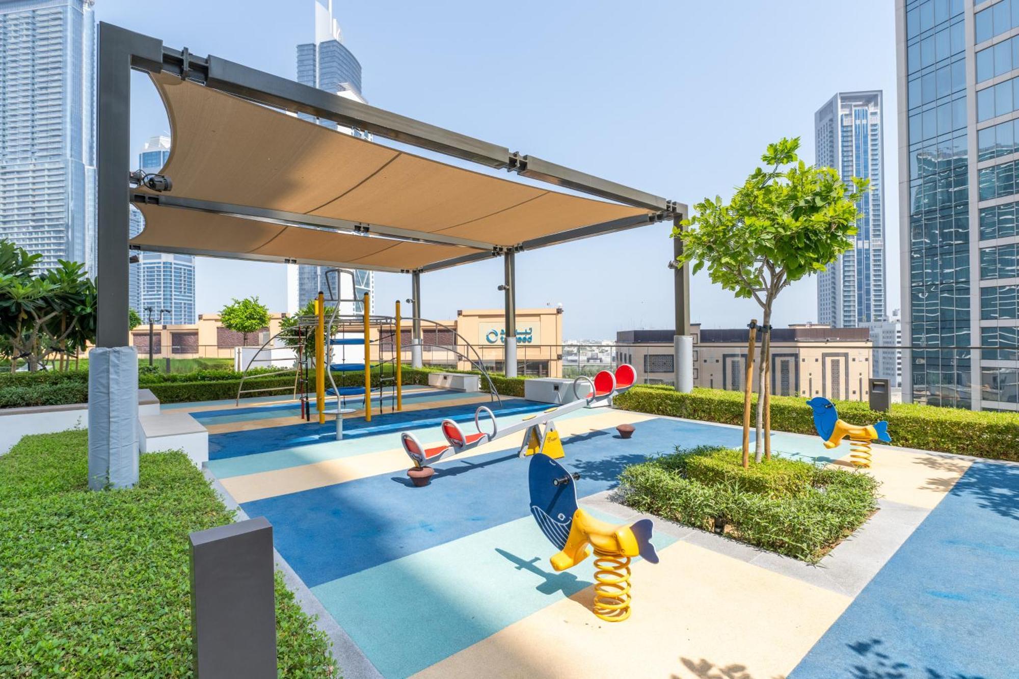 Daire Stylish 3br Maid's In Burj Crown With Burj Khalifa View