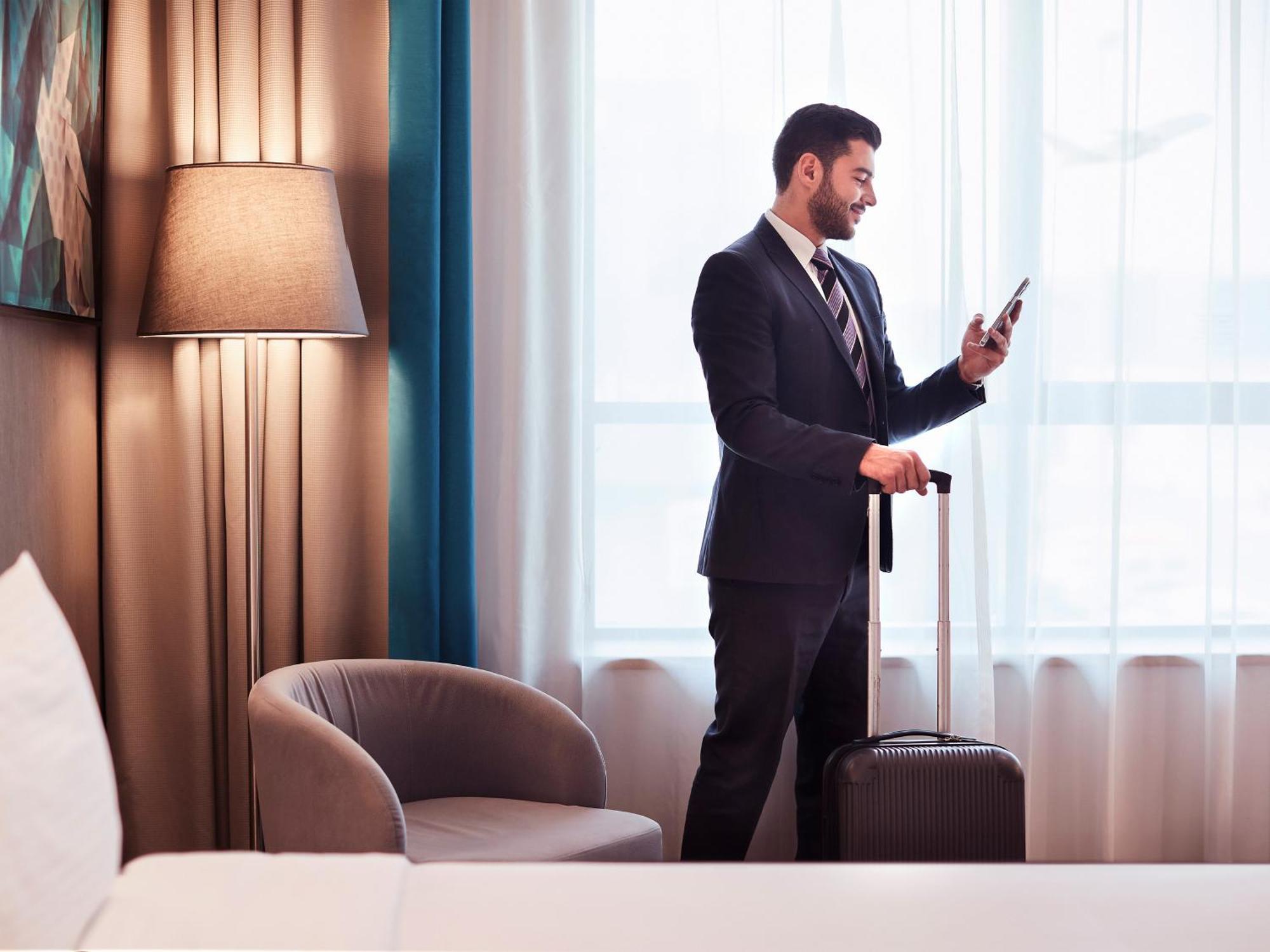 Flora Airport Hotel Dubai