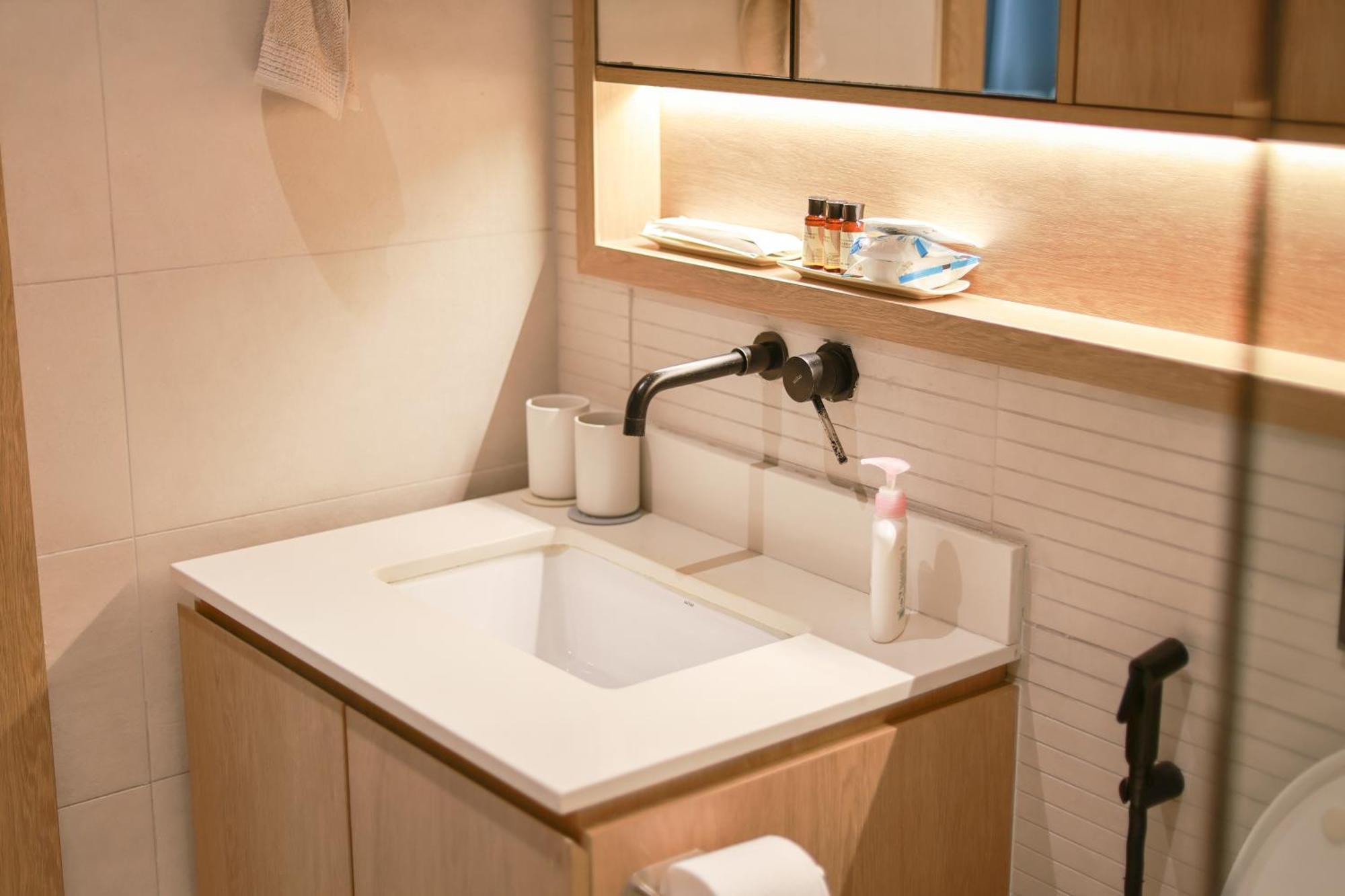 Deer Quality Luxury * Dubai