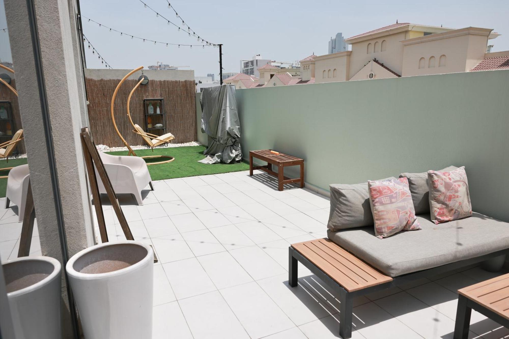 Deer Quality Luxury Apartment Dubai