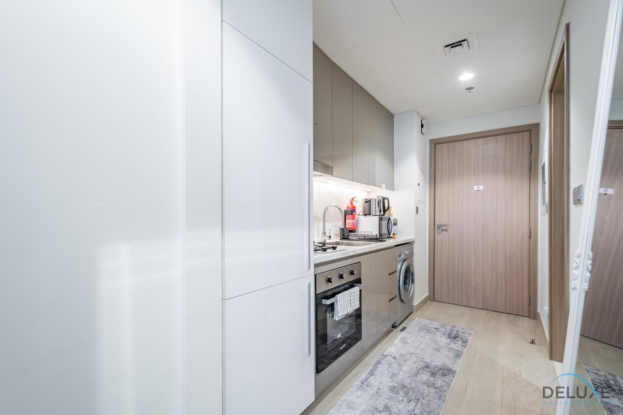Lovely At Azizi Riviera 41 In Al Merkadh By Deluxe Homes Dubai