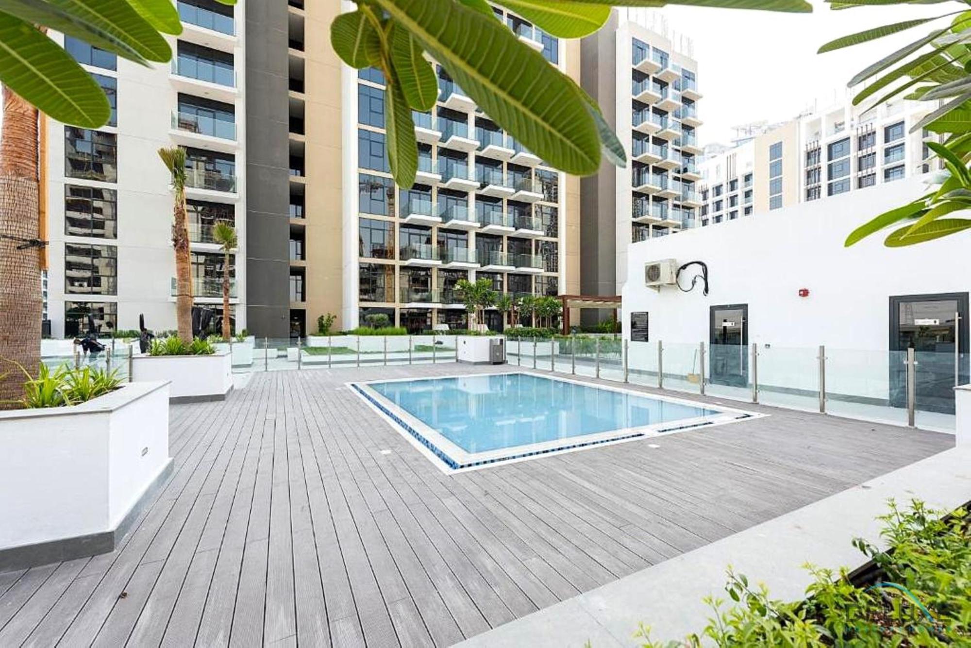 Lovely At Azizi Riviera 41 In Al Merkadh By Deluxe Homes Dubai