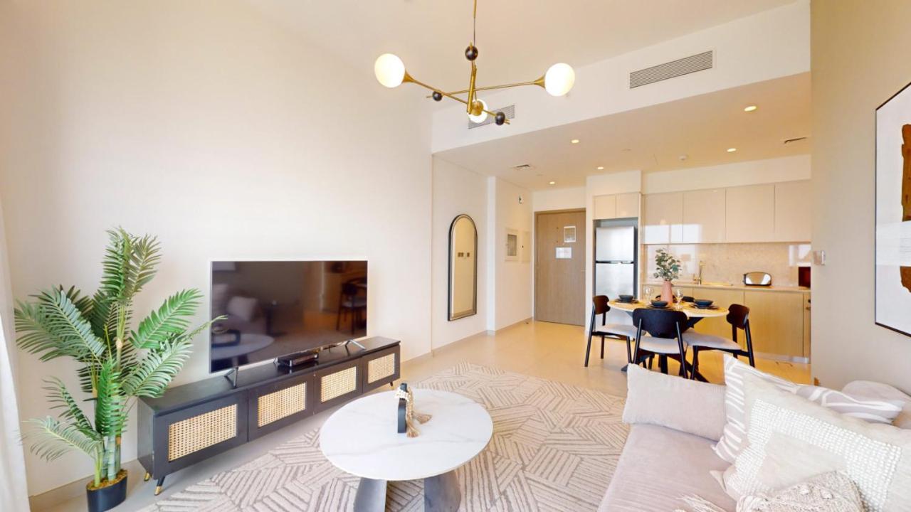 Burj Royale - One Bed On High Floor With View Dubai