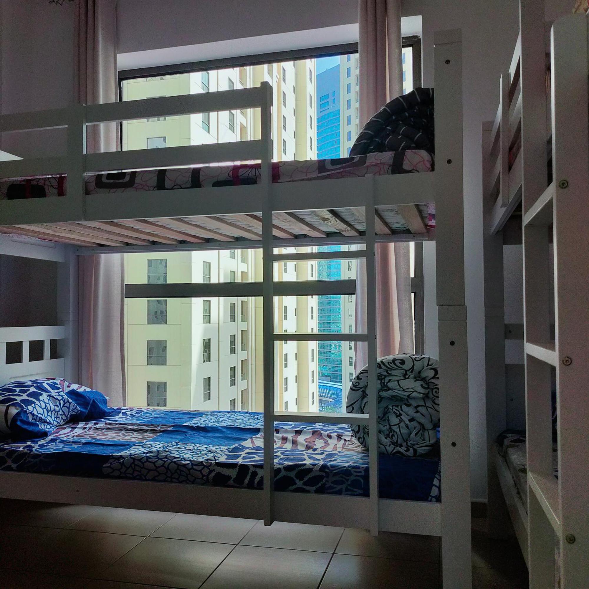 Sea La Vie Hostel