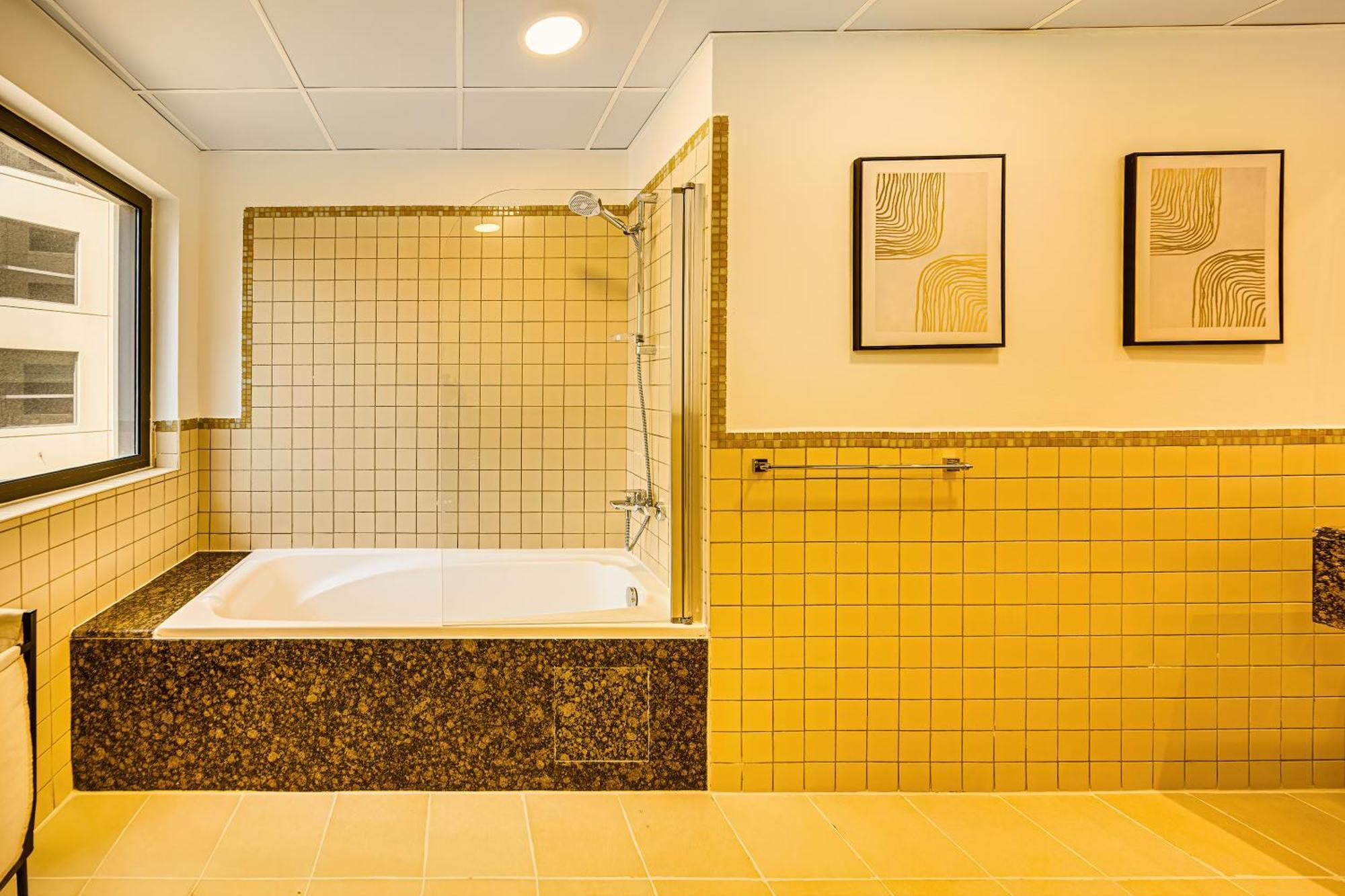 Stylish 2br Just Minutes From Apartamento *