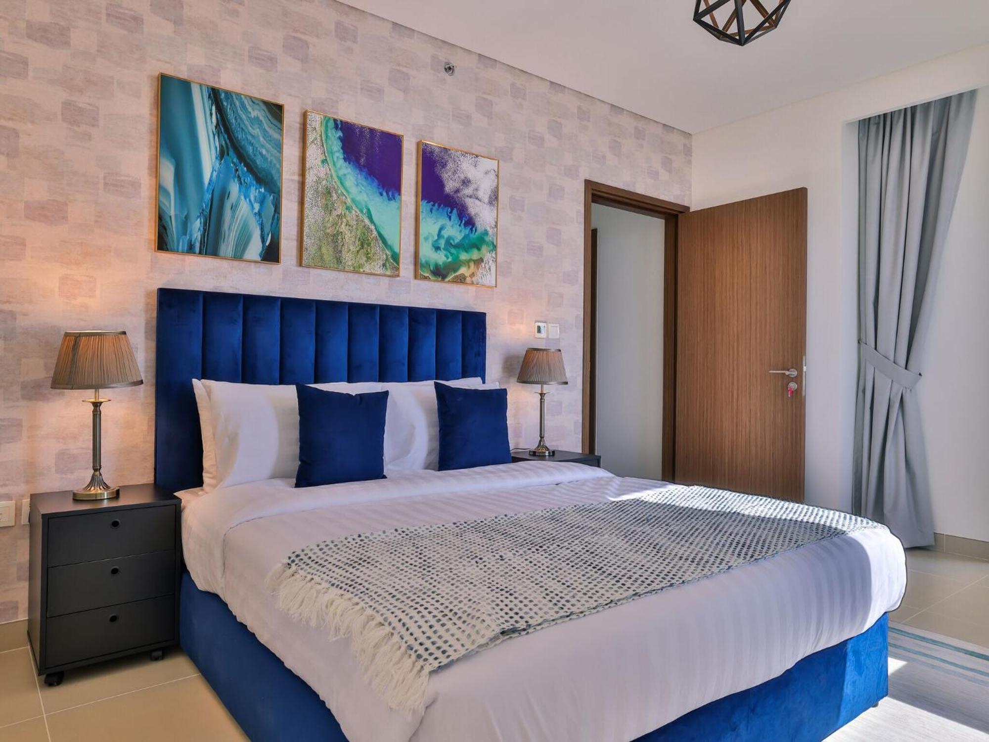 Luxurious Marina Views Pool Gym By Sojo Daire Dubai