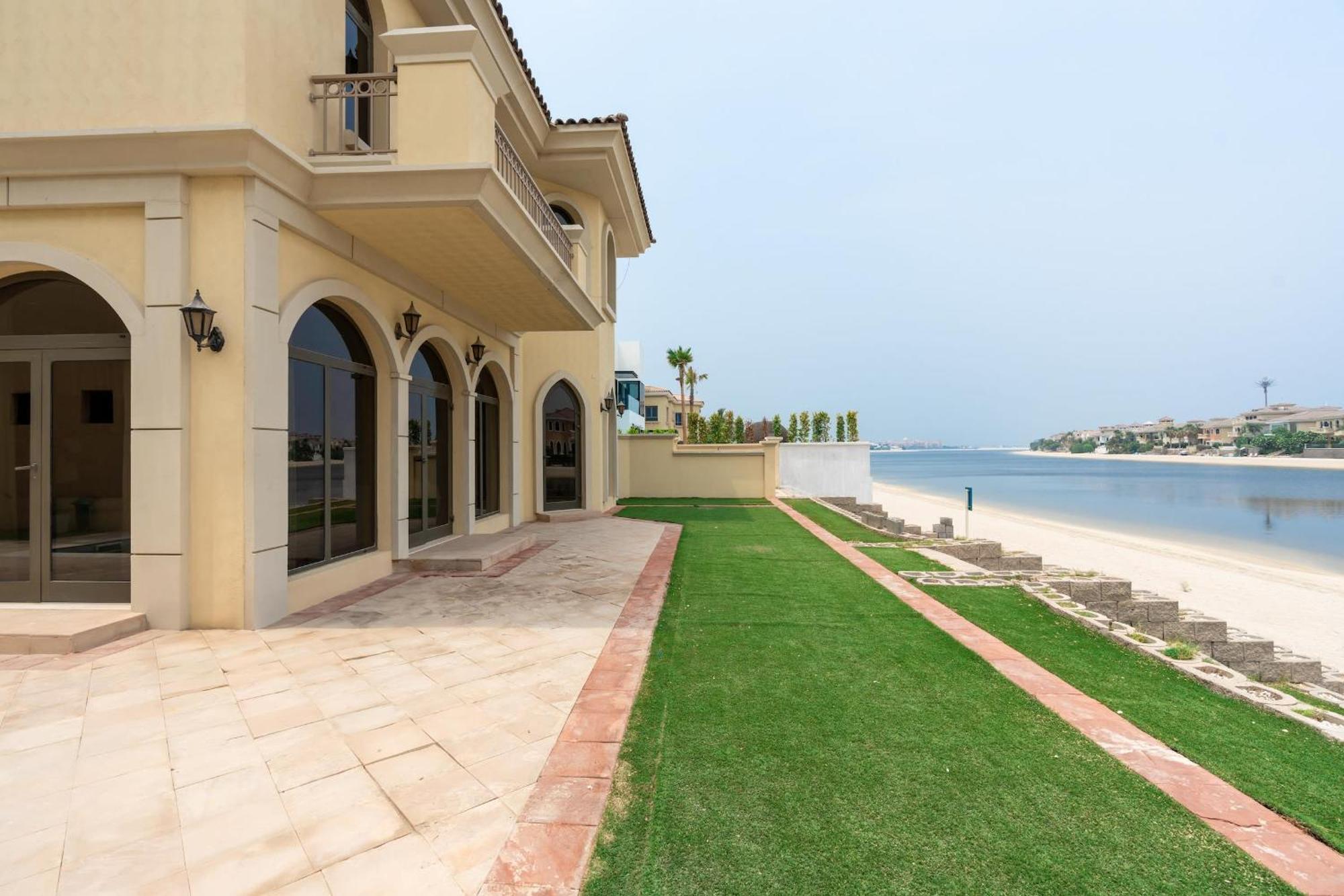 Palm Jumeirah - 4br - Private Beach - Cityapartmentstay Dubai