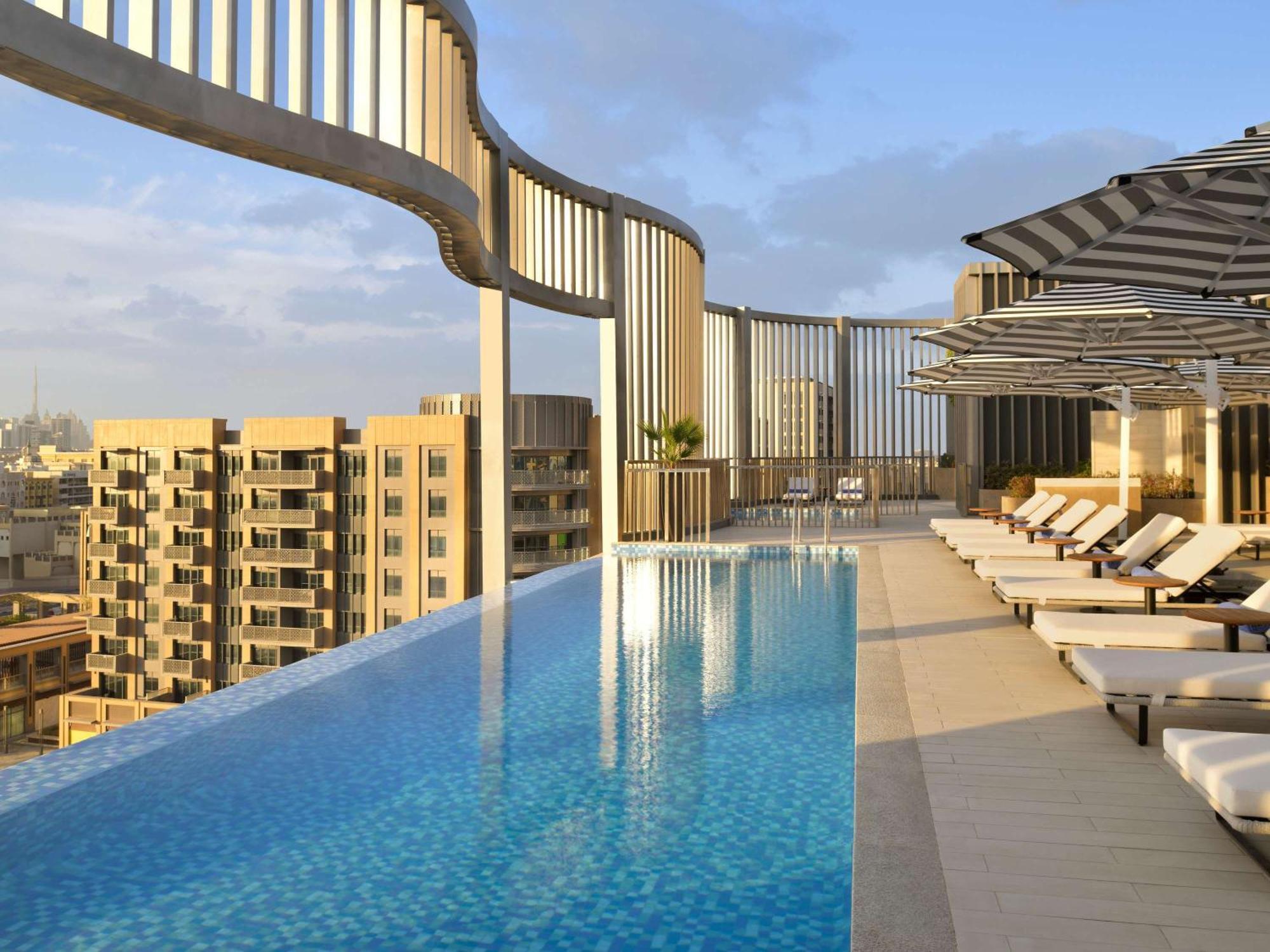 Mercure Deira 3*