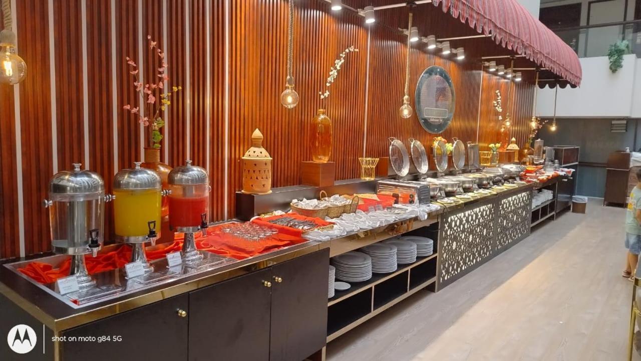 Otel Aavri 4*