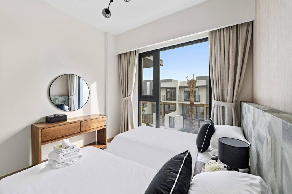 Relaxing Staycation - With Community Pool Dubai