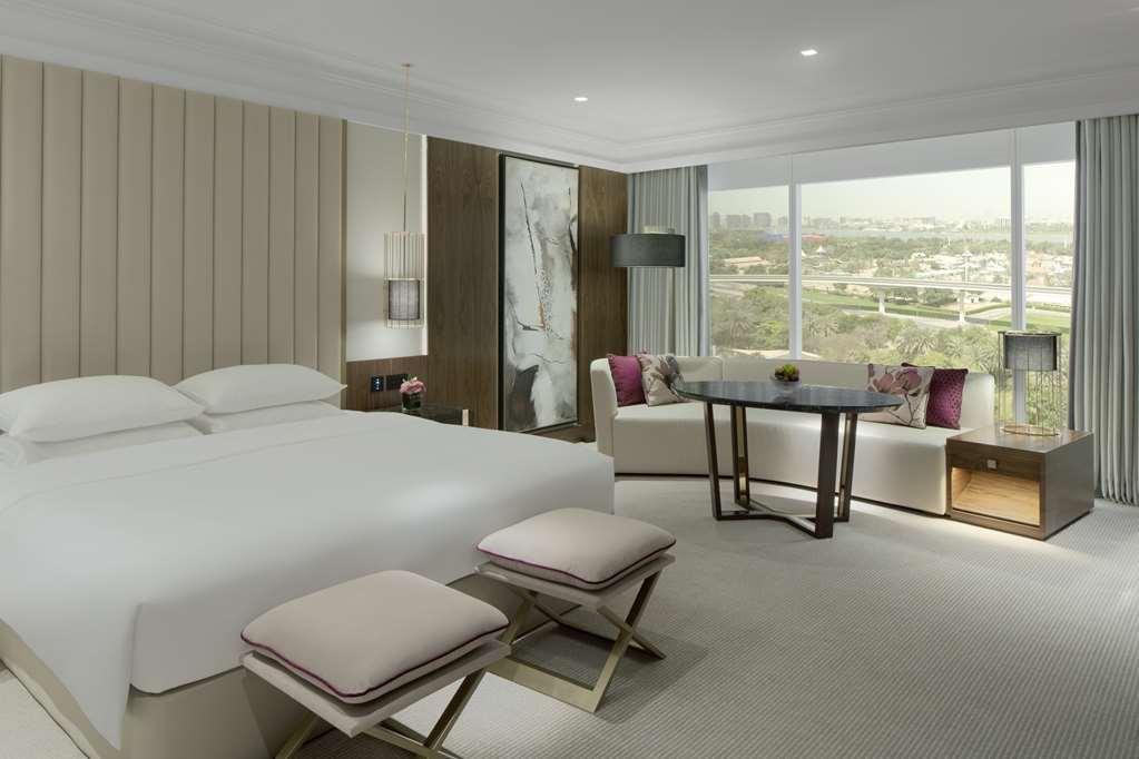 Grand Hyatt Hotel 5*