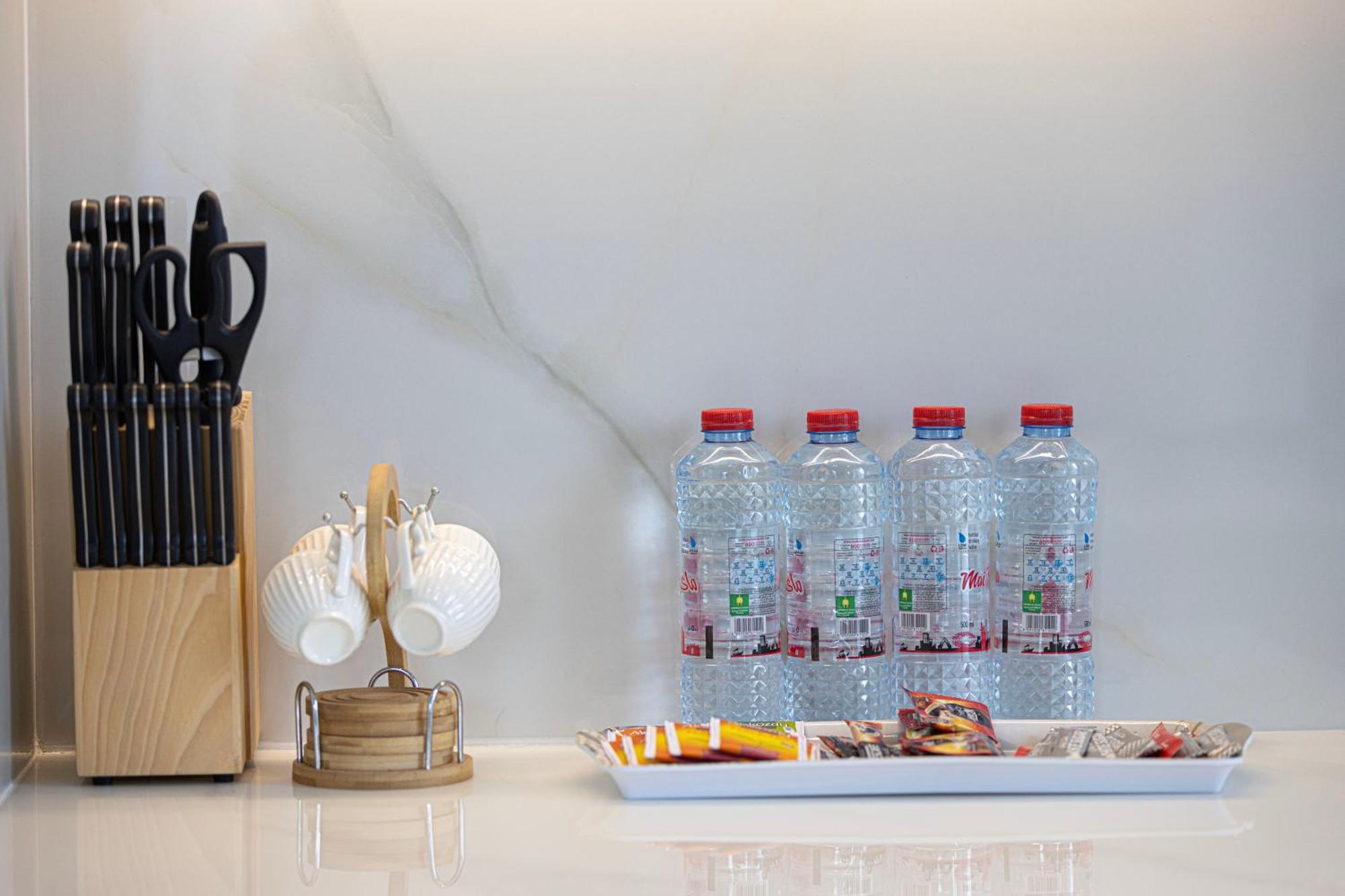 Binghatti Luxury - 5 Minutes From Burj Khalifa Apartment Dubai