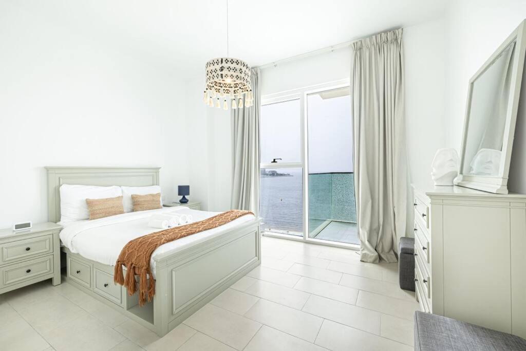 Panoramic Sea View 2br In Jbr Apartamento