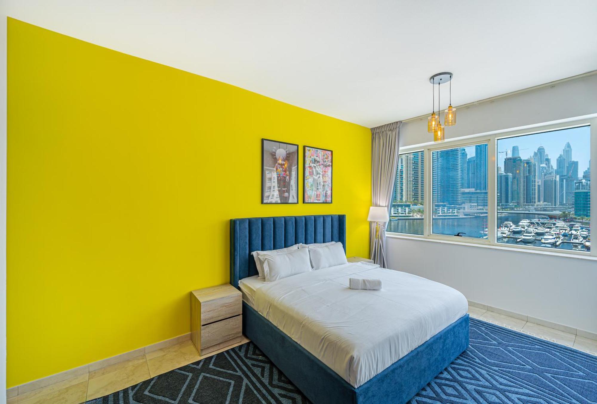 Savis Homes- Modern & Stylish Marina View Apartment Dubai