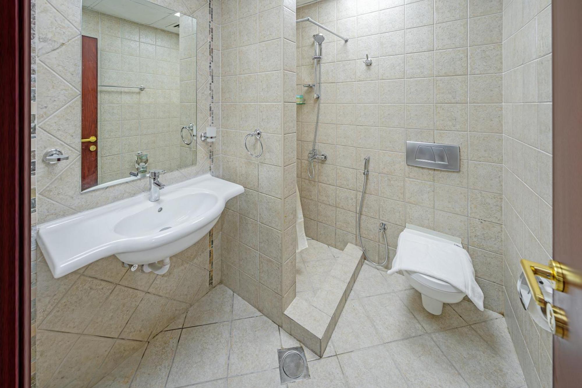 Apartment Savis Homes- Modern & Stylish Marina View