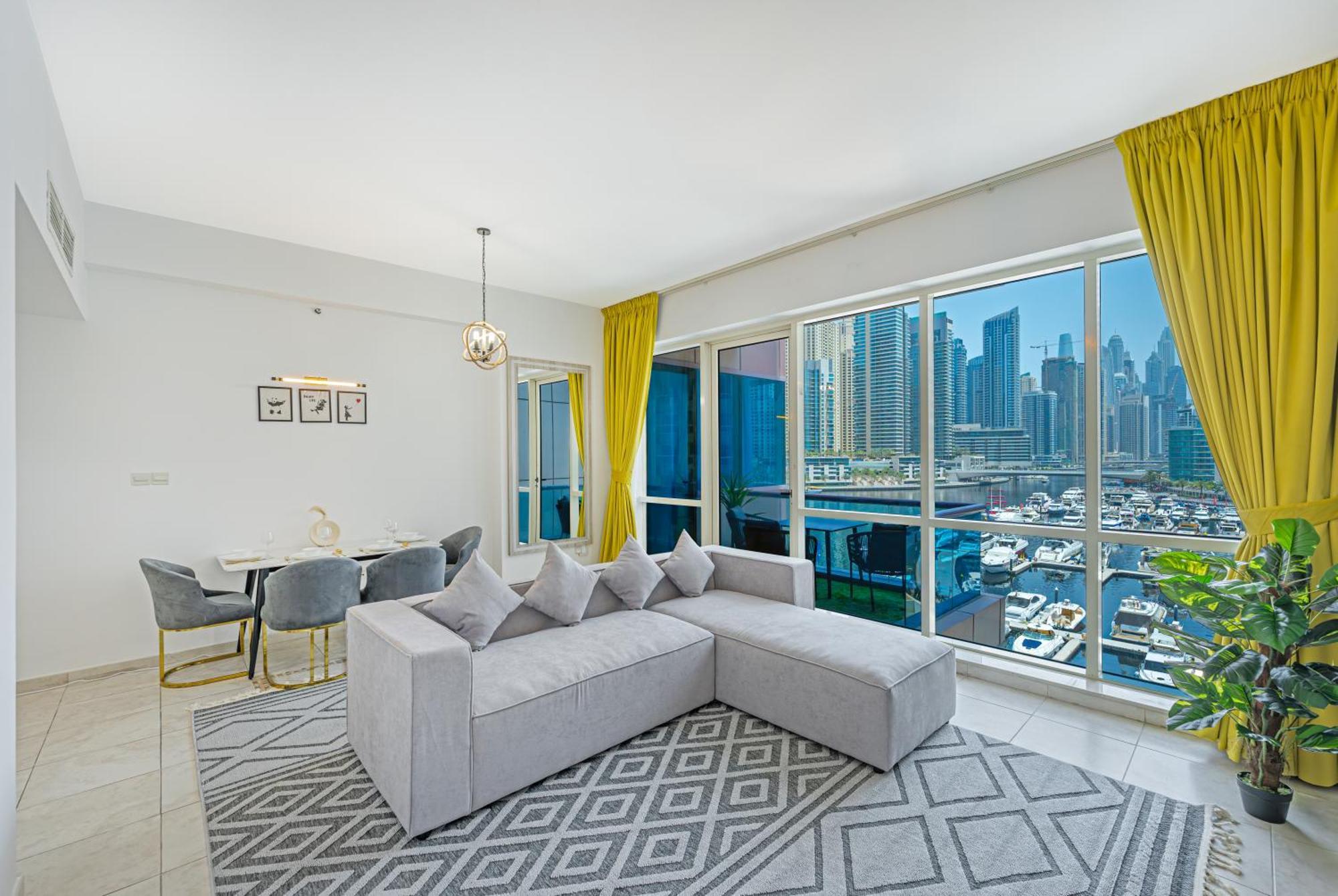 Apartment Savis Homes- Modern & Stylish Marina View *