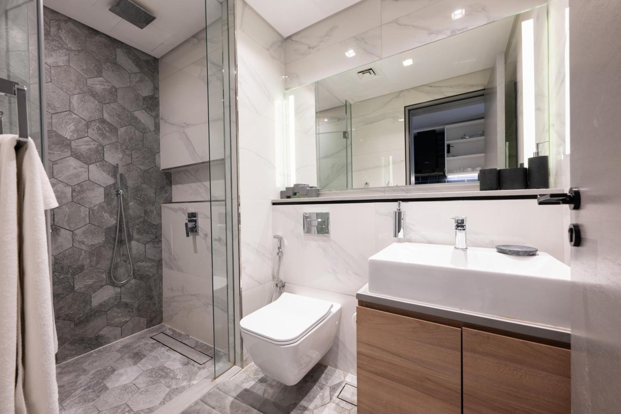 An Exquisite Apartment, 5mins To Mall Apartment