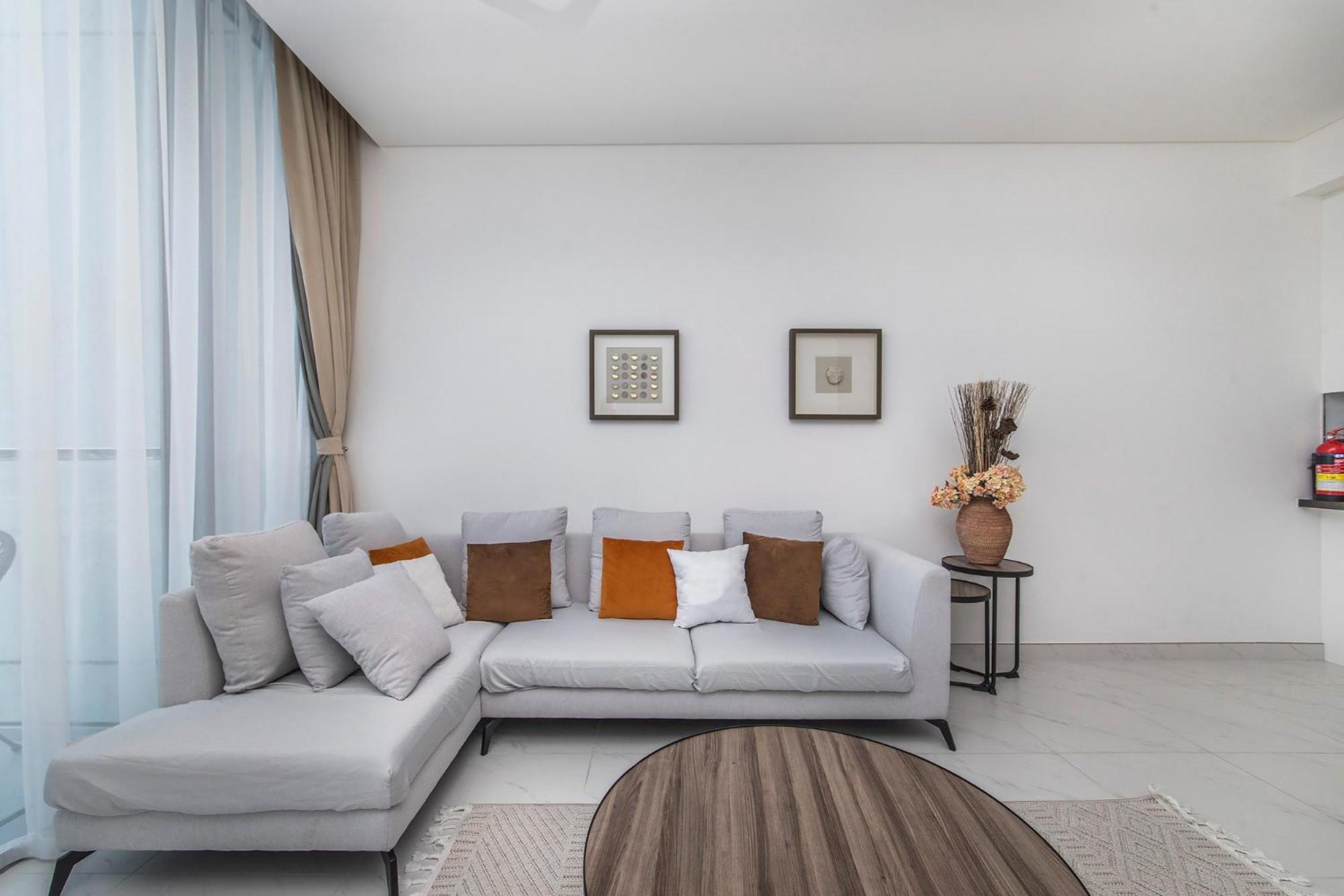 Aesthetic 1br Chrystal Lagoon Dubai