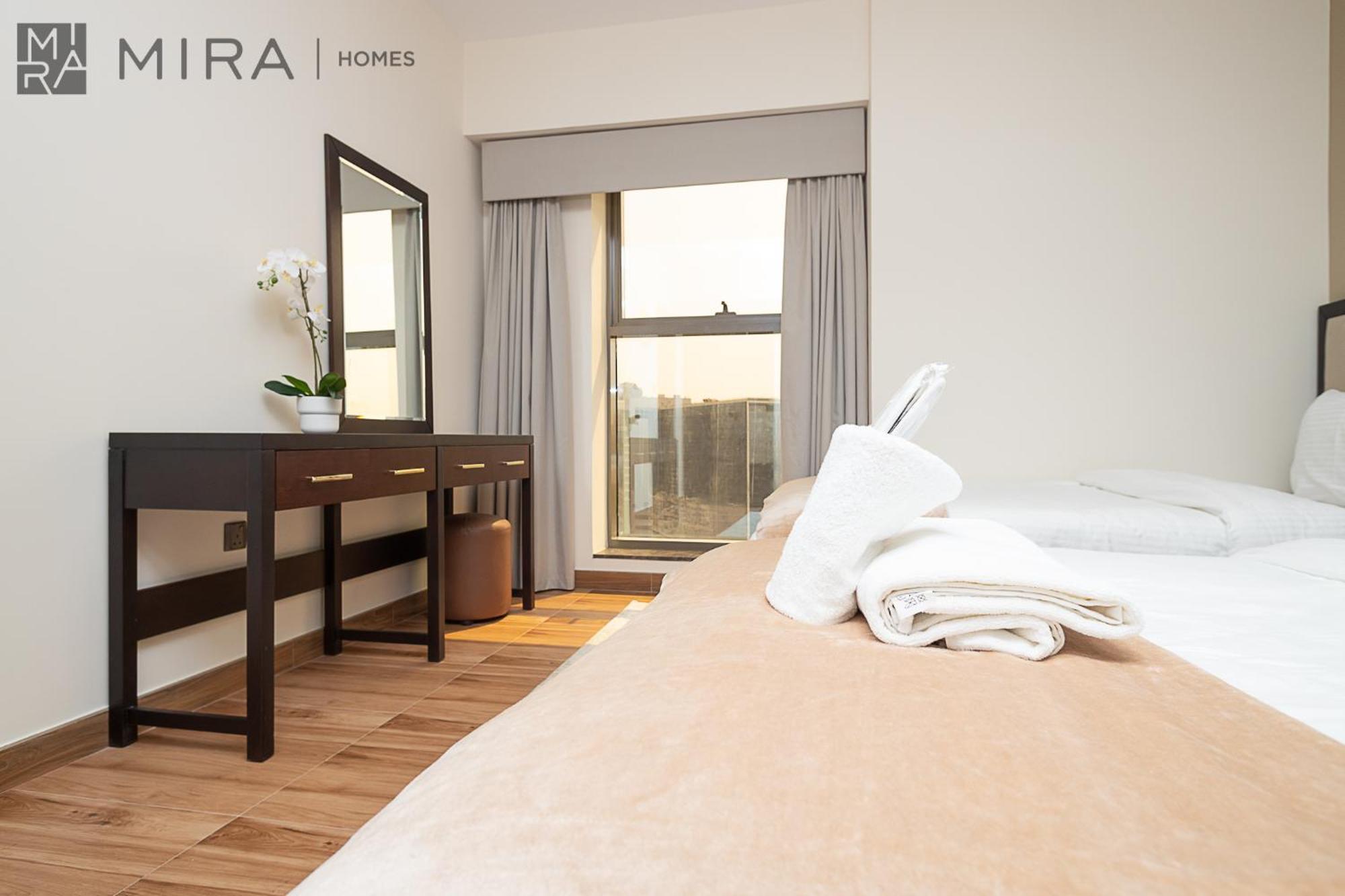 Mira Homes - Spacious And Cosy 3 Bedroom With Burj Khalifa View