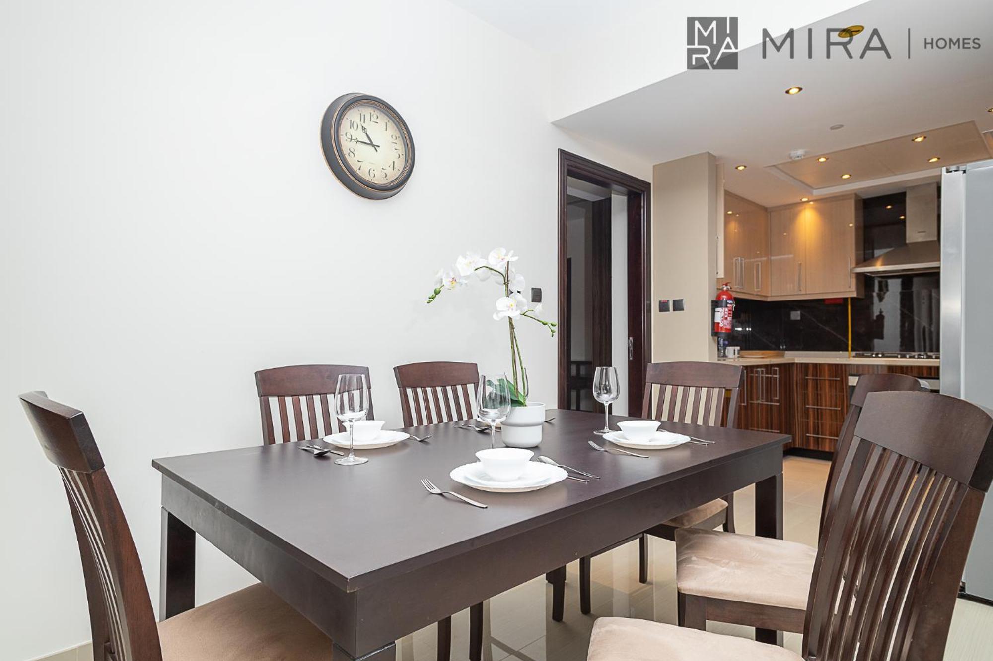 Mira Homes - Spacious And Cosy 3 Bedroom With Burj Khalifa View Apartment *