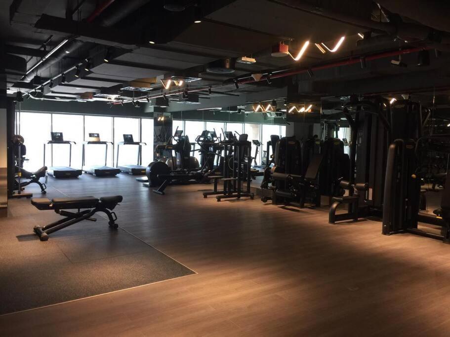 #43 Spacious 1br In Sterling Tower Business Bay Apartamento Dubai