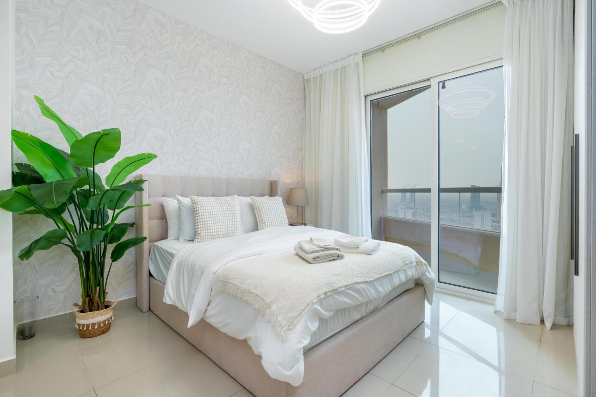 Upgraded Peaceful At Impz Apartment