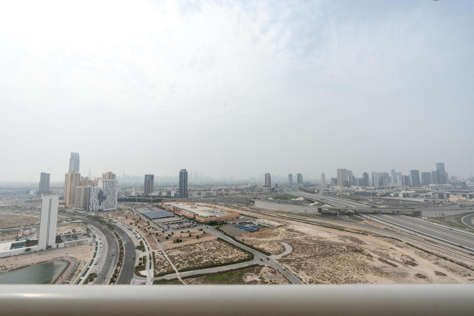 Upgraded Peaceful At Impz Apartment Dubai