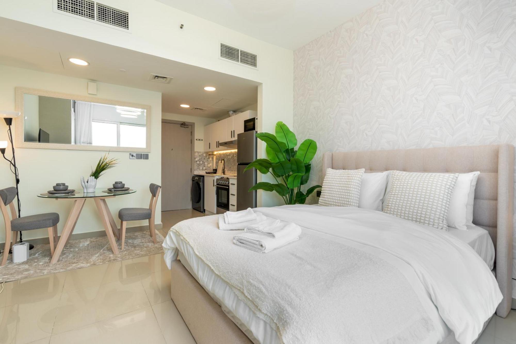Upgraded Peaceful At Impz Apartment *