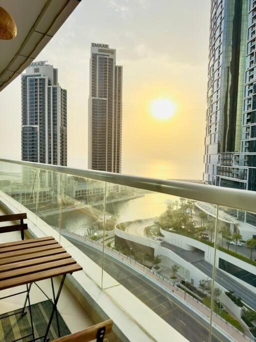 Apartamento Luxury 3bhk Jbr By One Tree