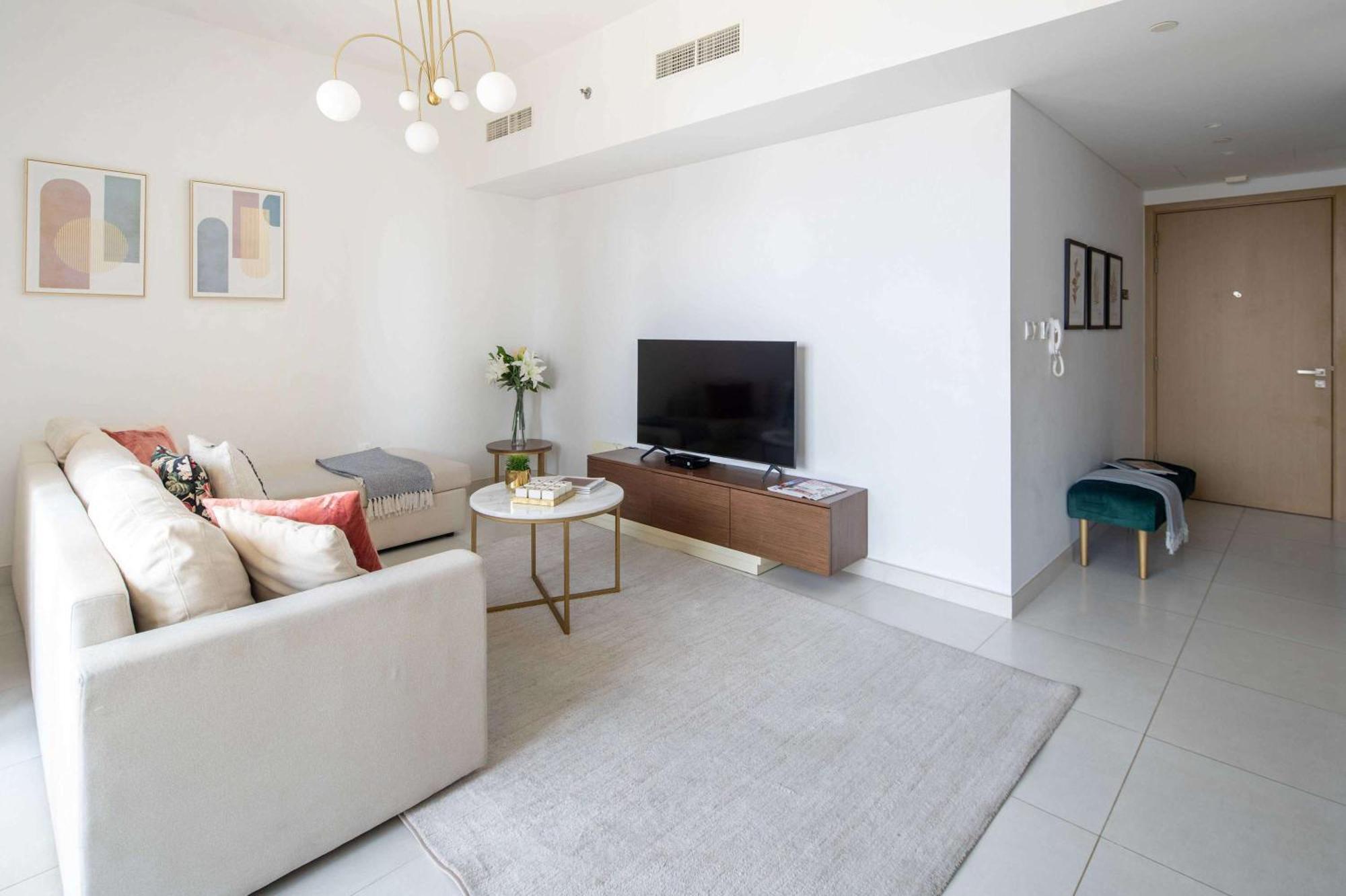 Frank Porter - Creekside18 Apartment *