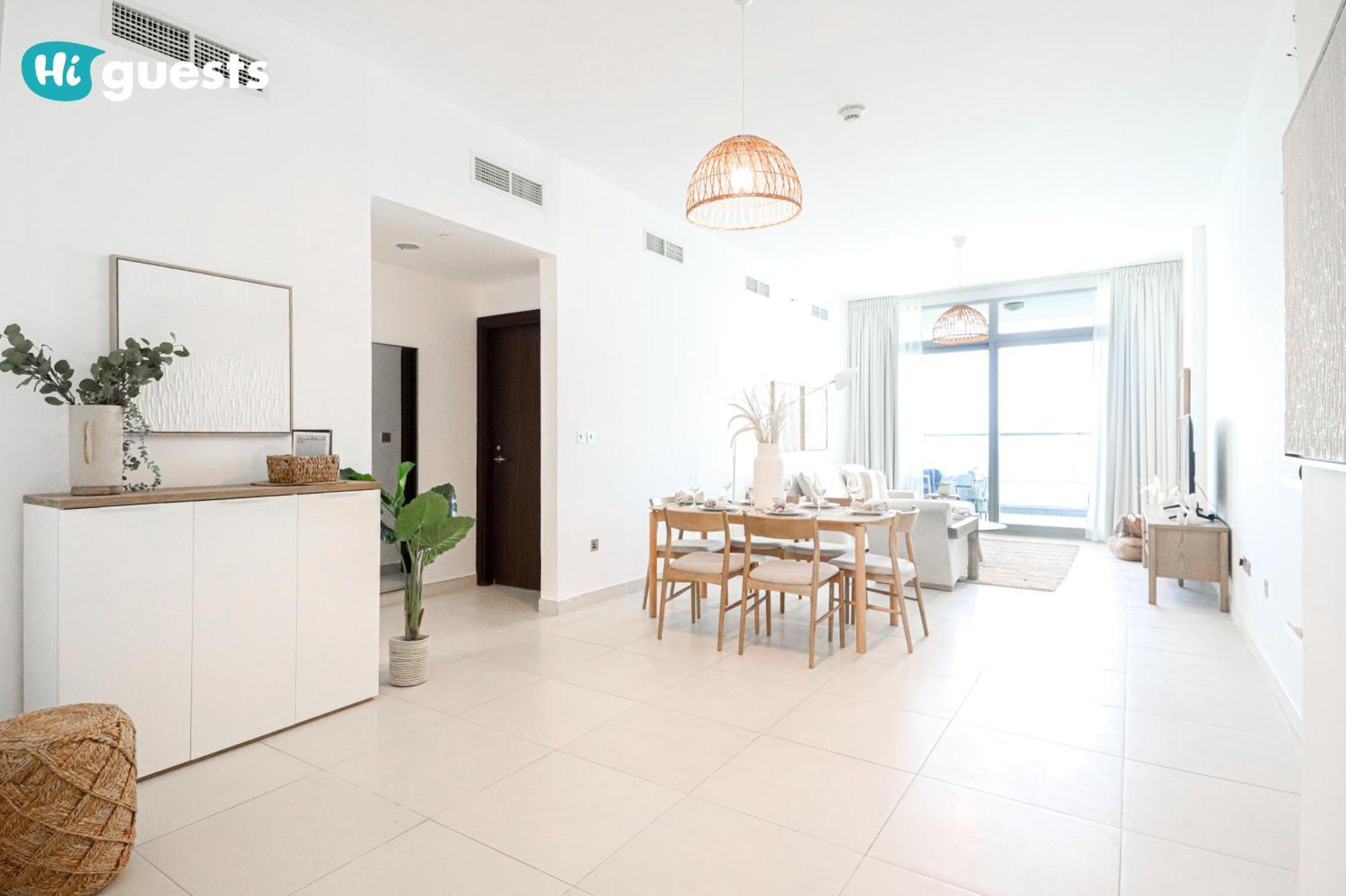 Higuests - Premier Beachfront Stylish 2br Maid Apartment *