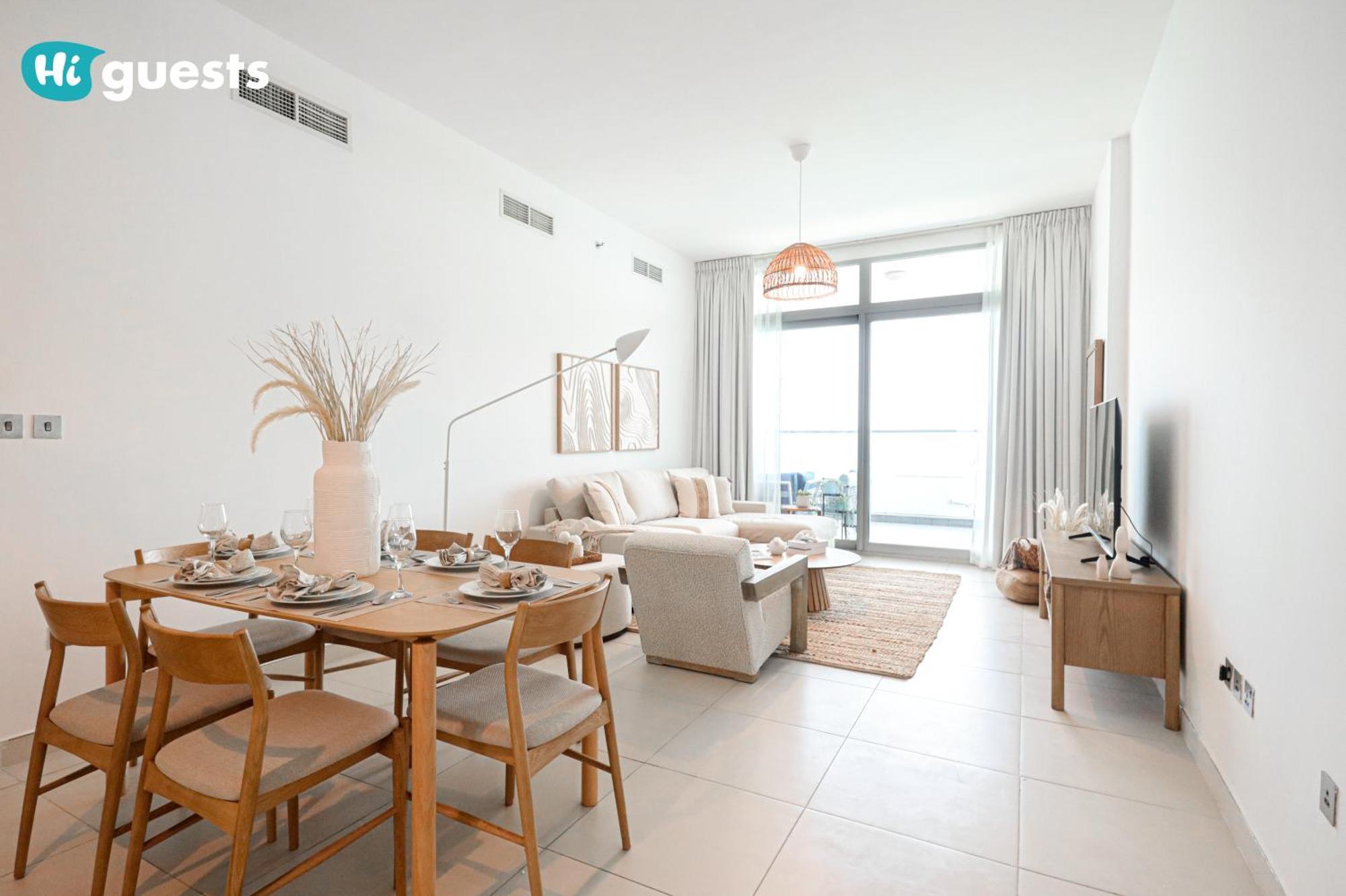 Apartment Higuests - Premier Beachfront Stylish 2br Maid