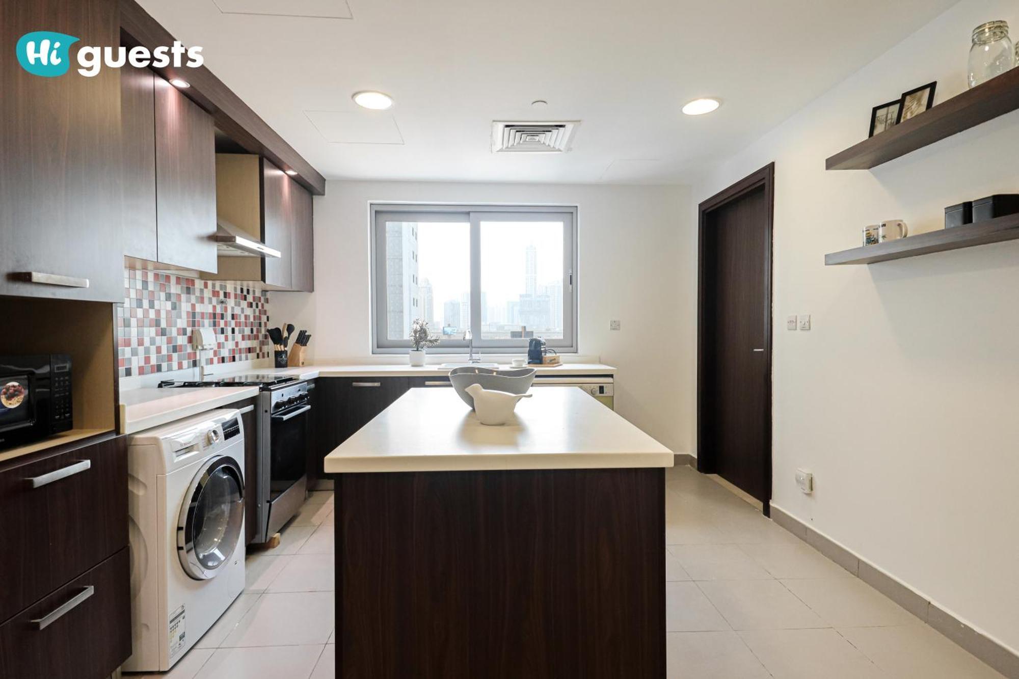 Higuests - Premier Beachfront Stylish 2br Maid Apartment Dubai