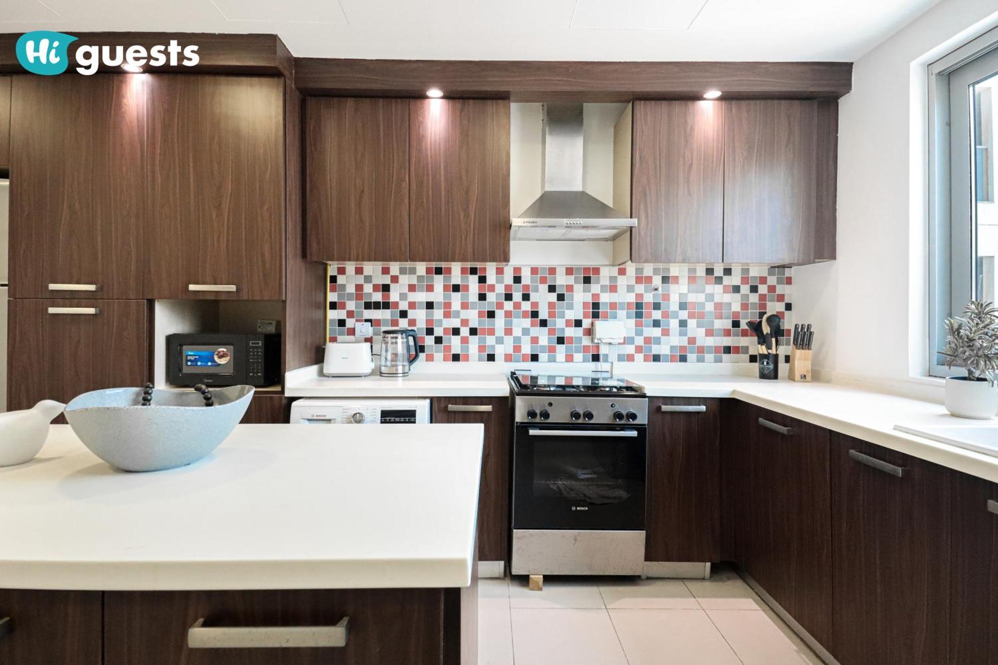 Higuests - Premier Beachfront Stylish 2br Maid * Dubai