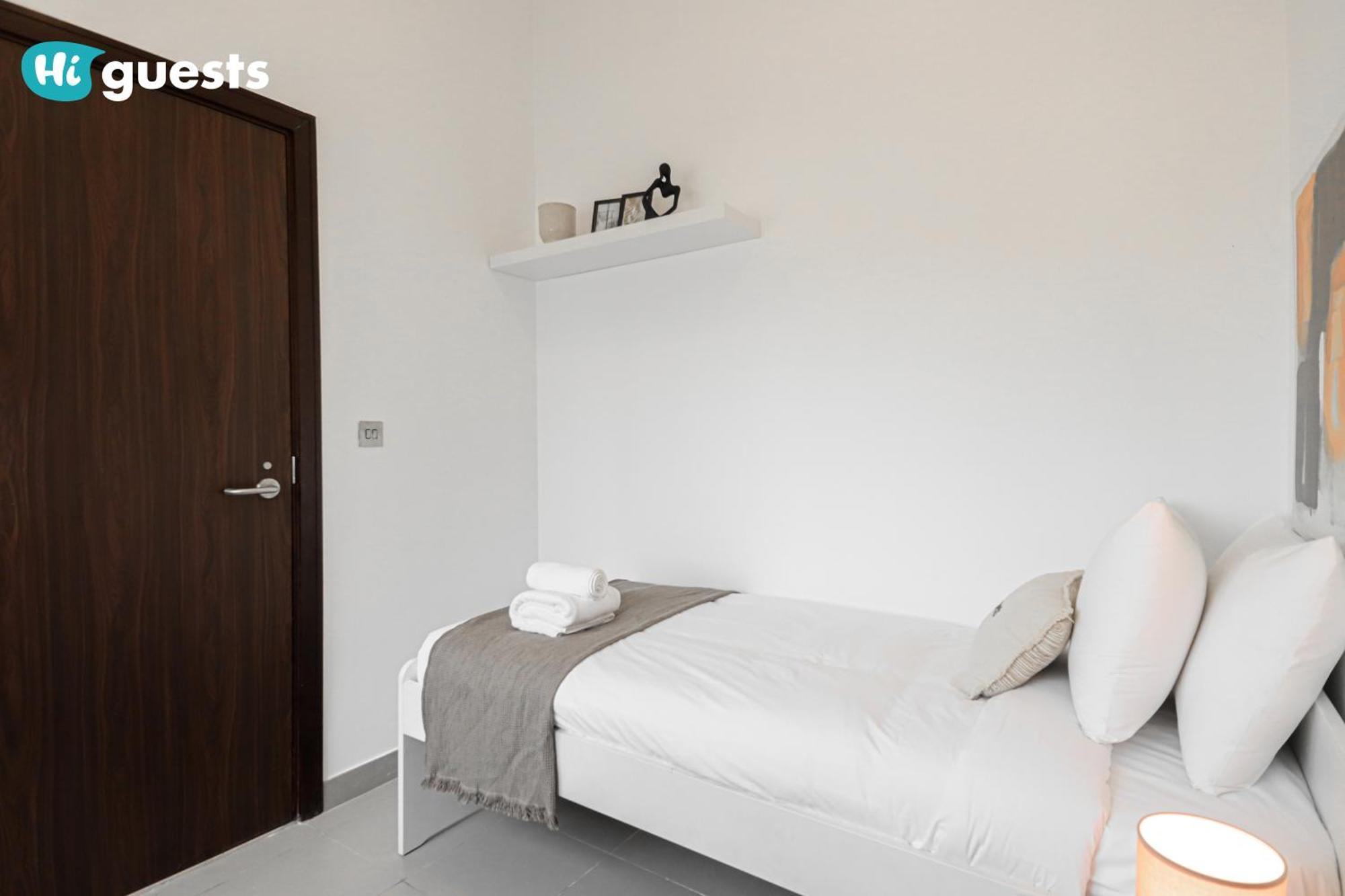 Higuests - Premier Beachfront Stylish 2br Maid