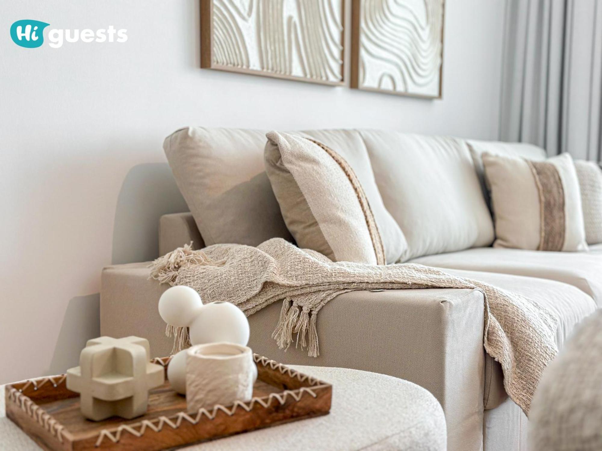 Apartment Higuests - Premier Beachfront Stylish 2br Maid *