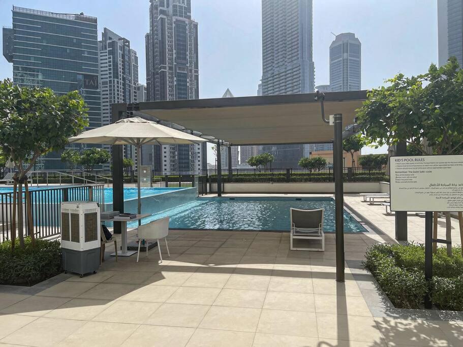 Luxury One Bedroom With Full Burj Khalifa View & Fountain View By Delujo