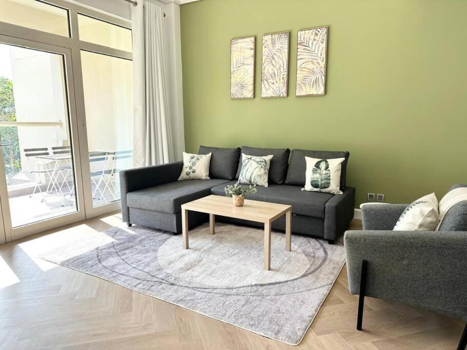 Tranquil 1br Palm With Access And Park Views *