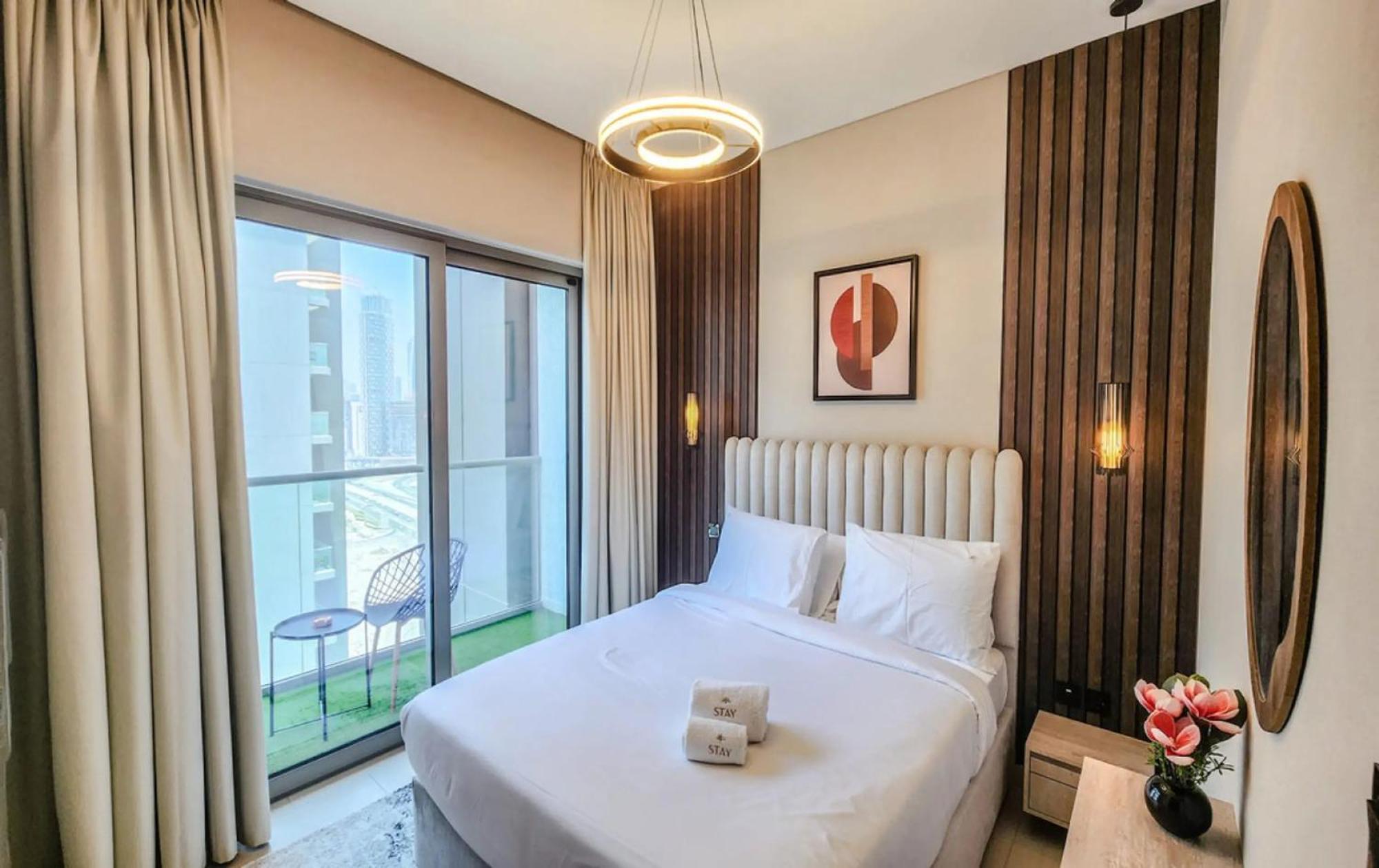 Beautiful Close To Burj Khalifa Apartment