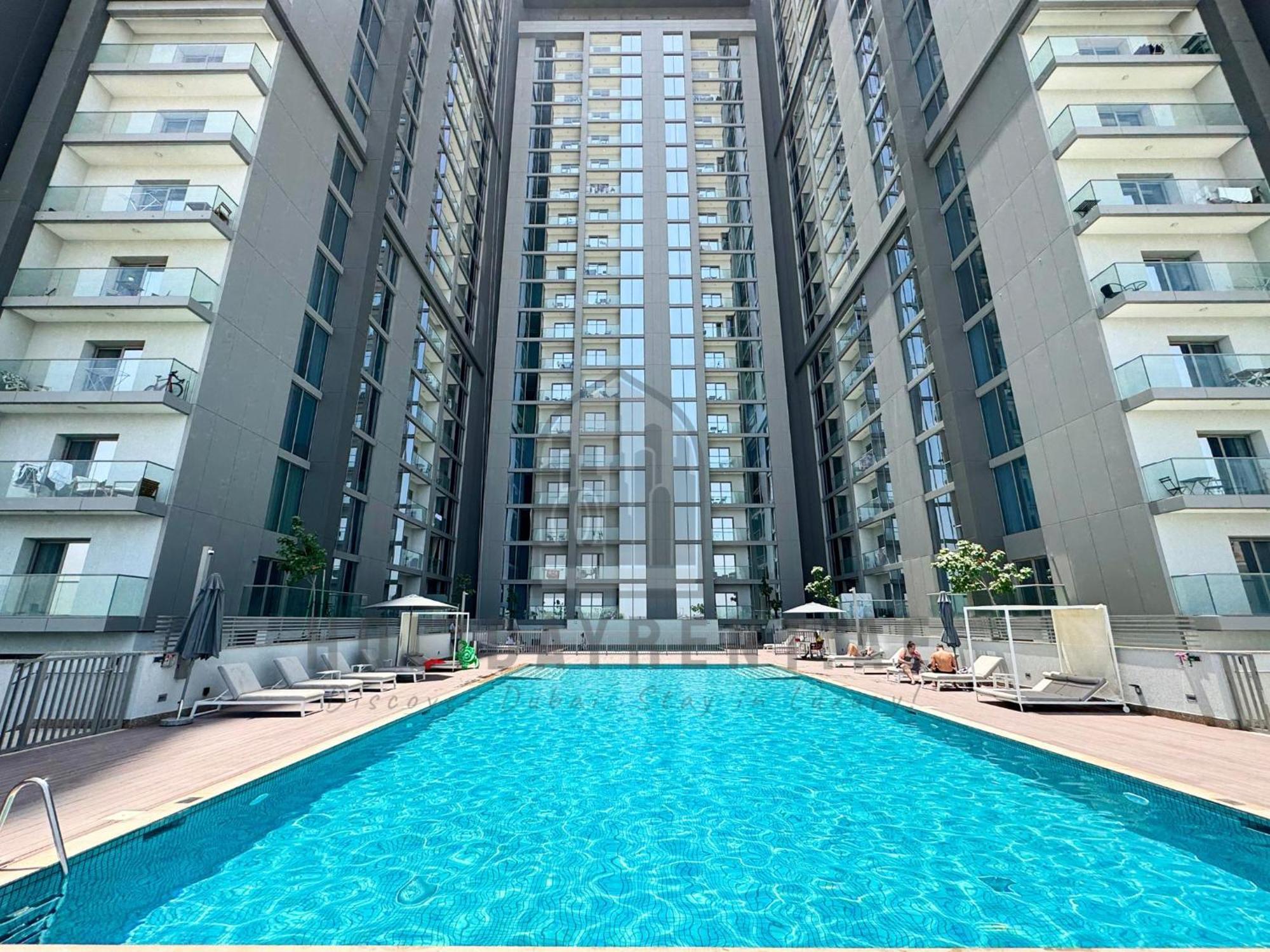 Beautiful Close To Burj Khalifa Apartment Dubai