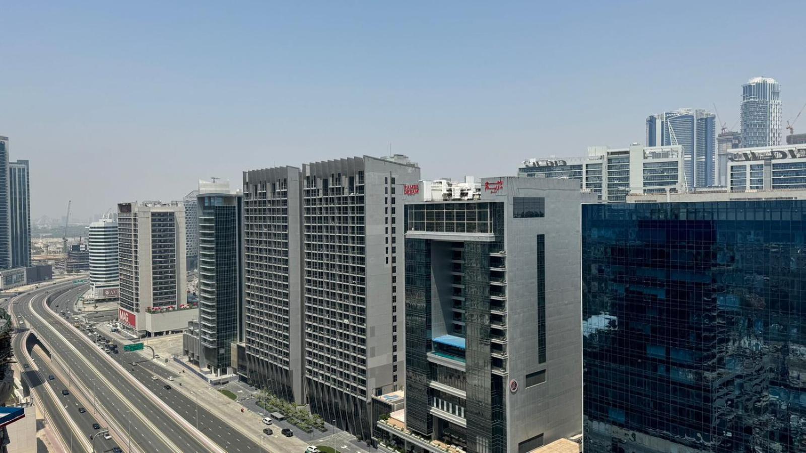 Magnificent - Damac Distinction Downtown Apartment *