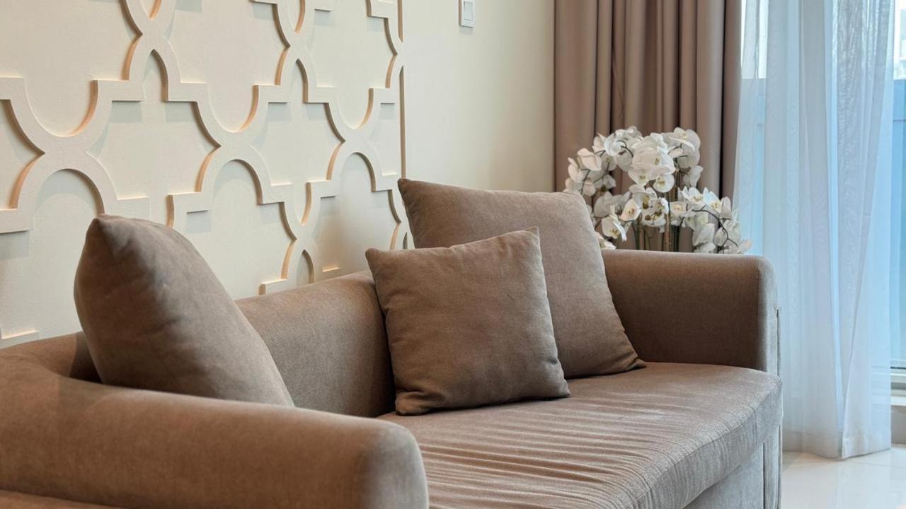 Magnificent - Damac Distinction Downtown * Dubai