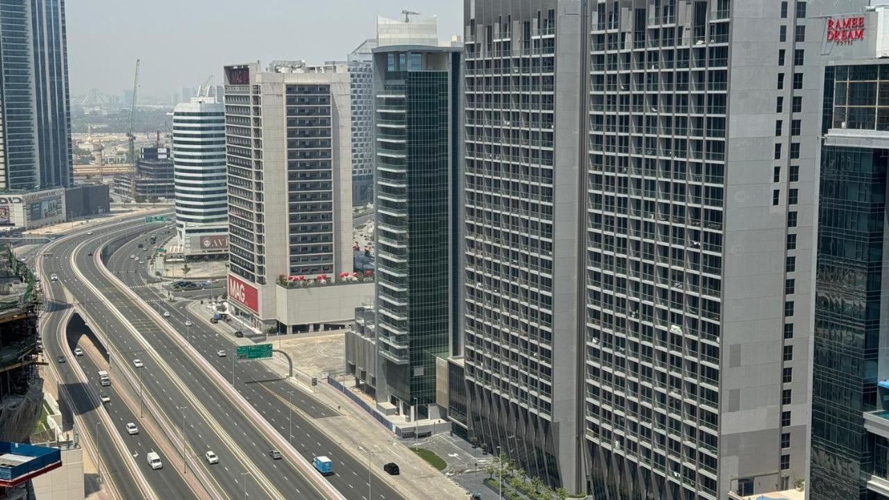 Magnificent - Damac Distinction Downtown Apartment *