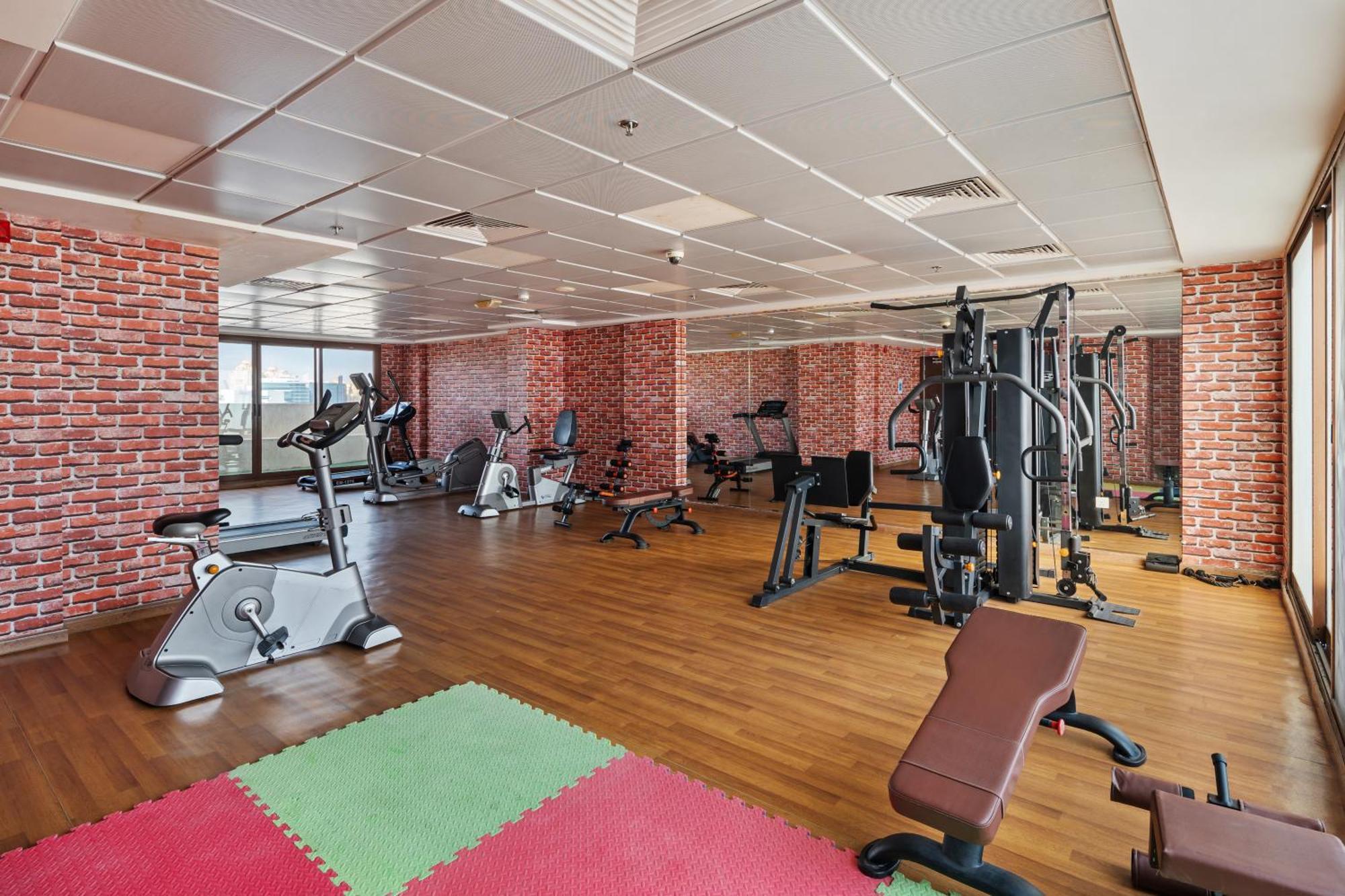 Contemporary With Amazing Amenities
