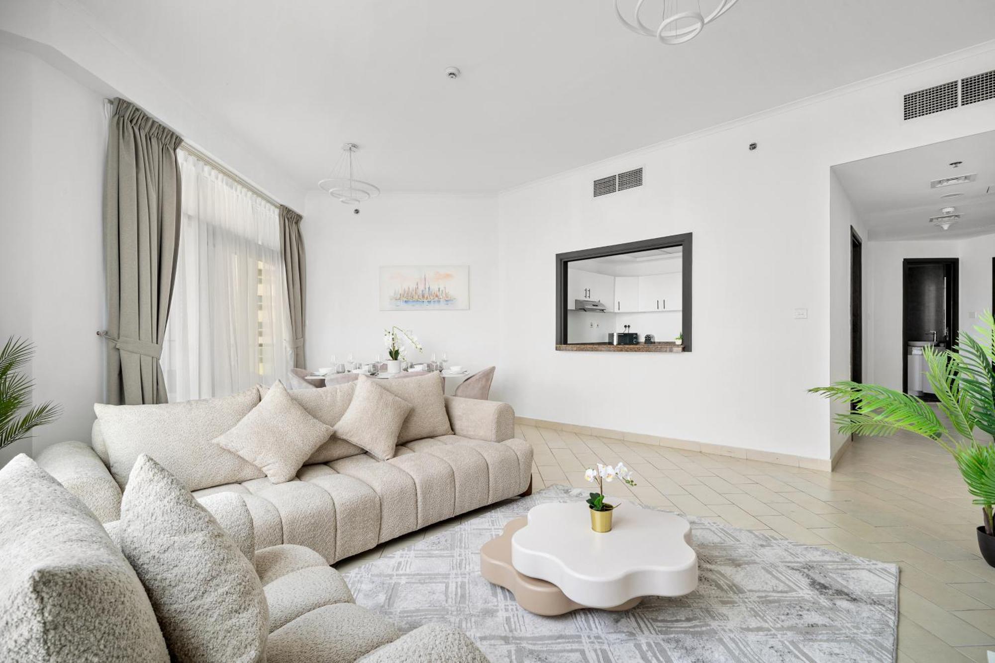 Casa Nomad - Stunning High-floor Apt With Palm & Sunset Views