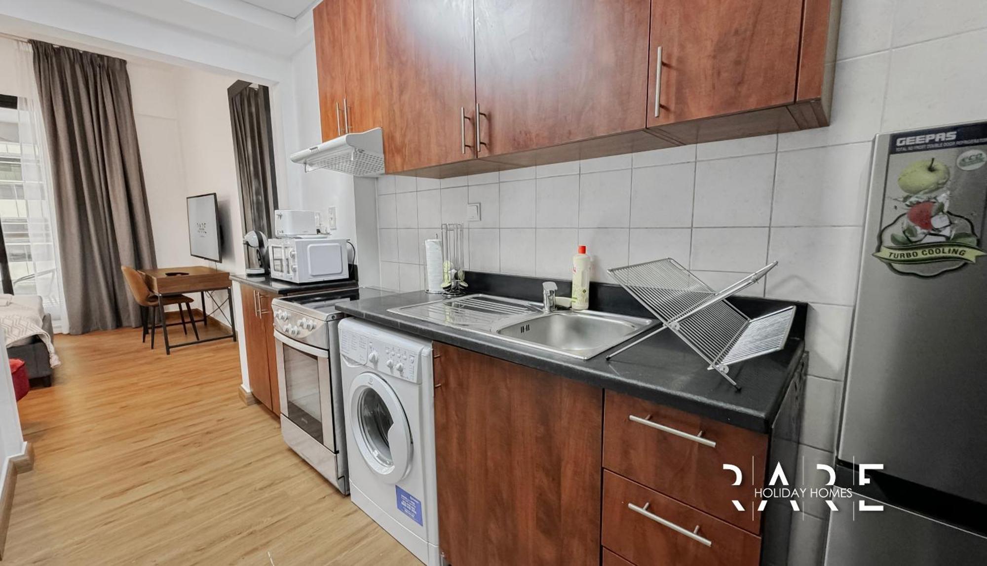 Rare Homes - Near Harbor - Escan Marina Tower - R1103 - Marina Apartment