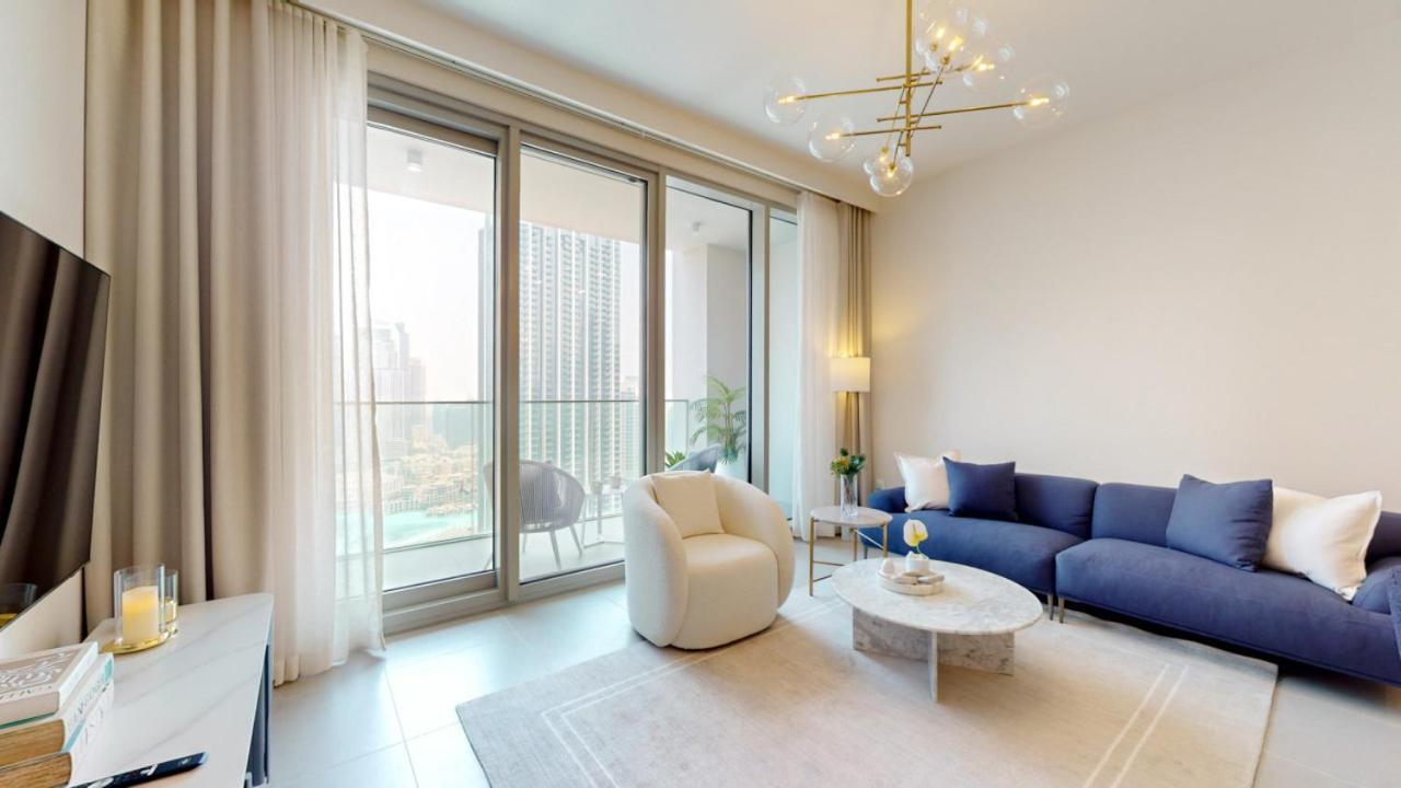 Apartment Tower 1 - Chic Three Bedroom With Downtown Views Dubai