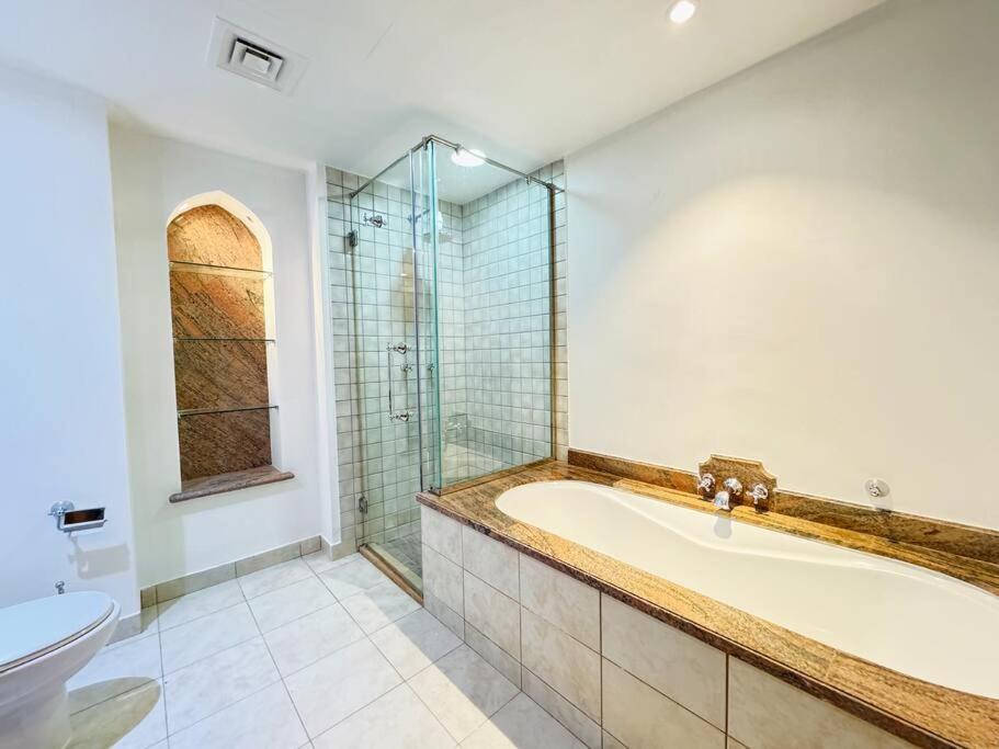 Burj Khalifa Downtown Luxury 2 Bed Close To Mall * Dubai