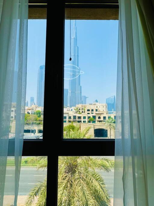 Burj Khalifa Downtown Luxury 2 Bed Close To Mall Apartment Dubai