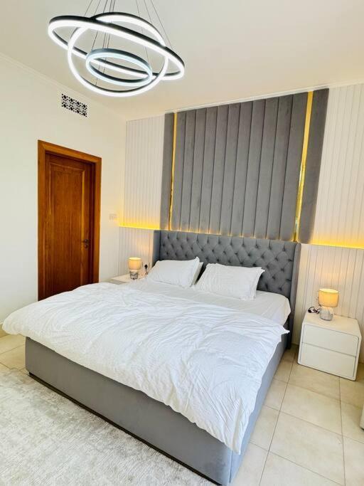 Burj Khalifa Downtown Luxury 2 Bed Close To Mall Apartment *